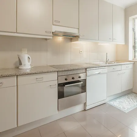 Botanic Garden Terrace By Vacationy